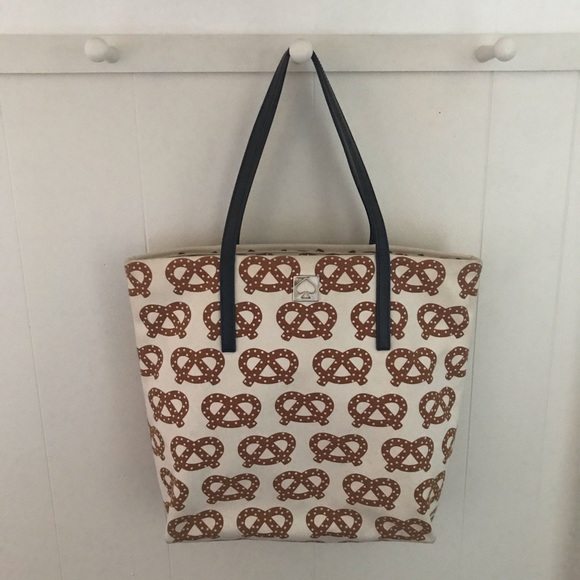 kate spade Handbags - Kate Spade Tote kate spade Handbags - Kate Spade Tote